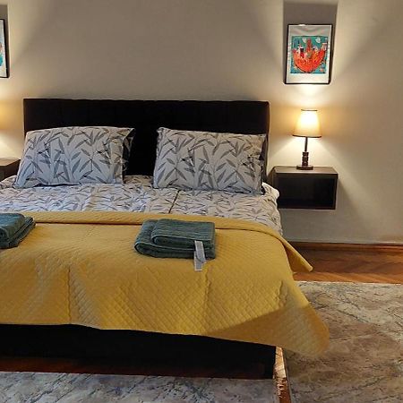 Bohemian Appartement Belgrado Buitenkant foto