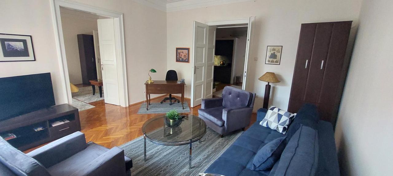 Bohemian Appartement Belgrado Buitenkant foto
