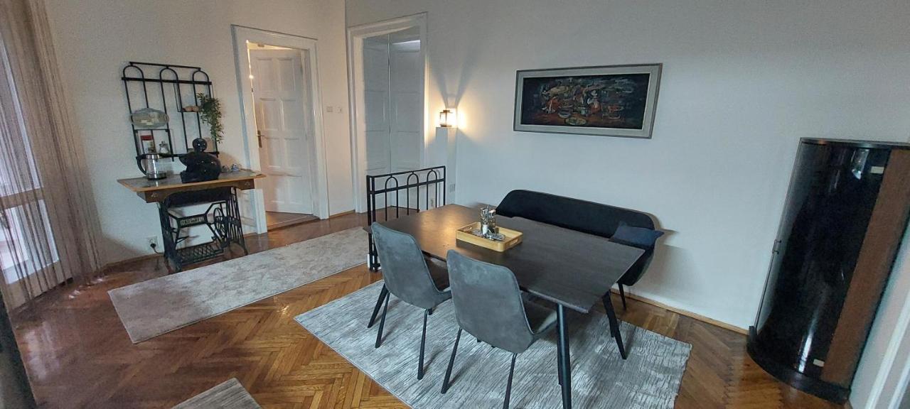Bohemian Appartement Belgrado Buitenkant foto